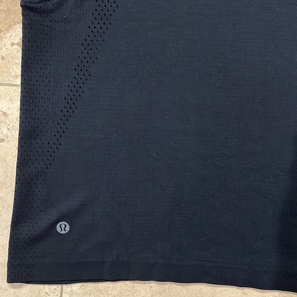 Lululemon Train To Be Tank - Picture 6 of 7